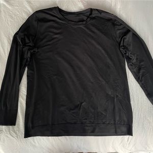 Lululemon long sleeve relaxed fit swiftly tech, black